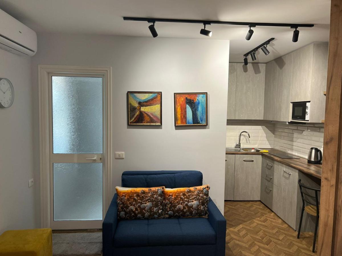 Florent'S Superb Studio, Free Parking & Garden!! Тирана Екстер'єр фото
